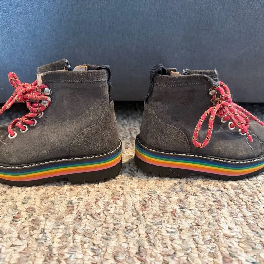Maison Mangostan Boots with Rainbow Sole